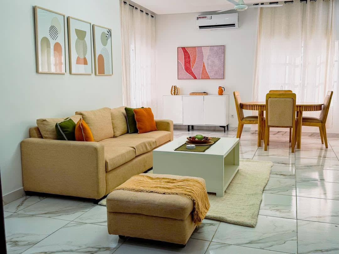 APPARTEMENT MEUBLÉ A LOUER
